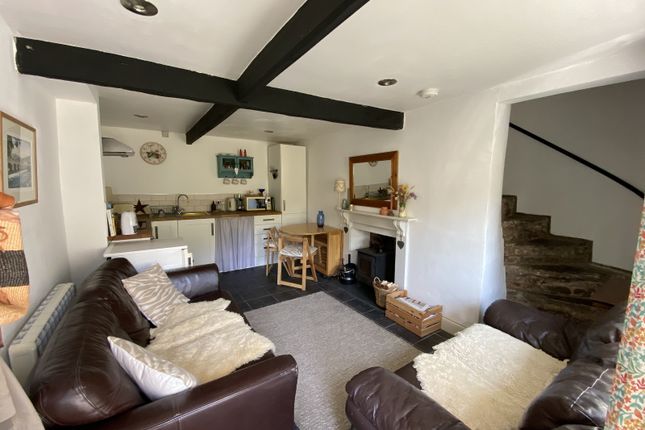 1 Owens Row, Llangattock, Crickhowell photo 2