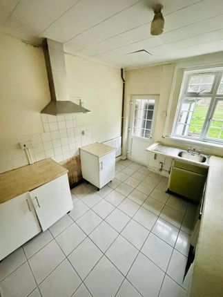 32 Gervase Drive, Dudley photo 4