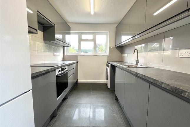 Thumbnail Semi-detached house to rent in Ousden Close, Cheshunt, Waltham Cross