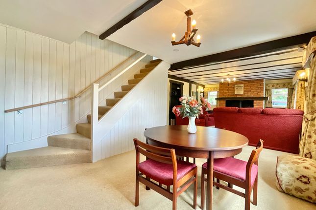Elm Cottage, Stafford photo 2