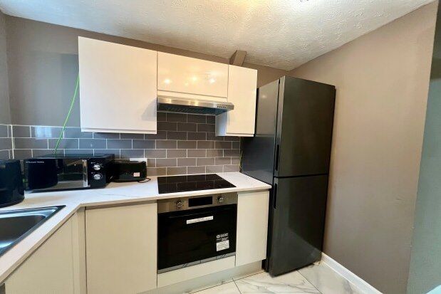 Flat to rent in Bicton Avenue, Worcester