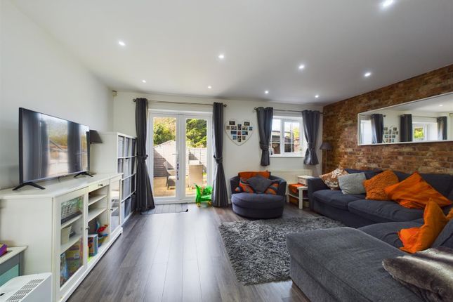 End terrace house for sale in Royal Avenue, Calcot, Reading