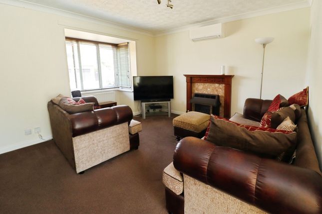 27, Poachers Brook, Lincoln photo 3