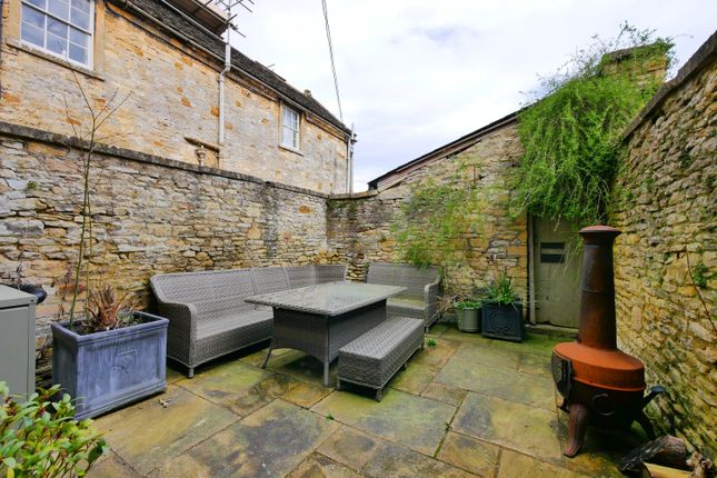 Terraced house to rent in Lower High Street, Burford