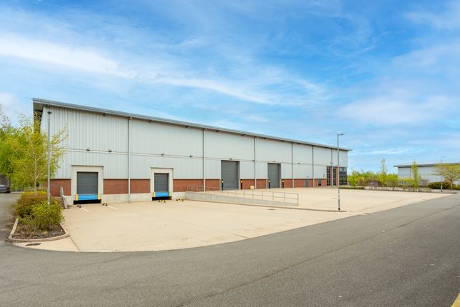 Warehouse to let in Unit 5, Yorks Park, Blowers Green Road, Dudley, West Midlands