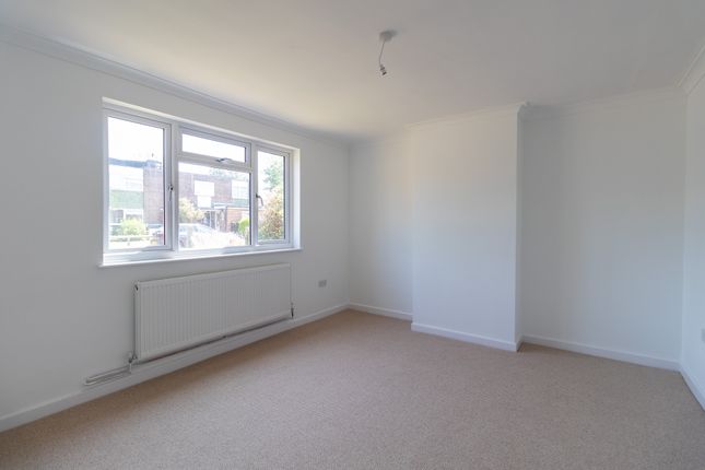 65, Orchard Way, Camberley photo 4