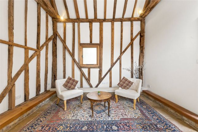Hay Barn House,, Springwell Lane, Hertfordshire photo 2