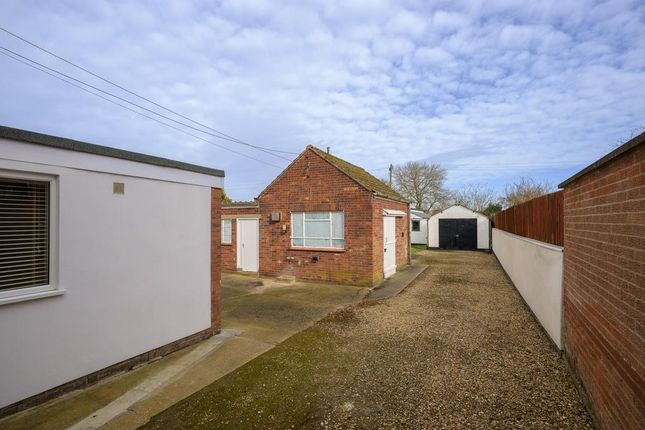 146, Bridge Road, Spalding photo 2