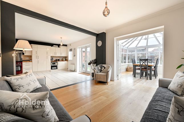 1 Swarbrick Avenue, Preston photo 4