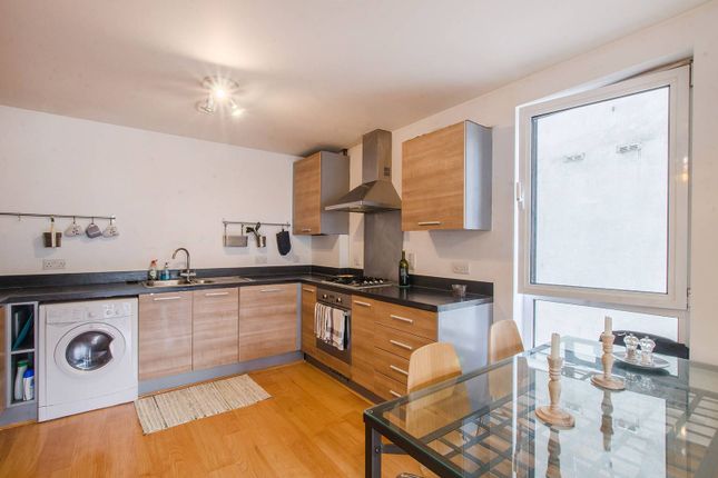 Flat to rent in Norman Road, Greenwich, London