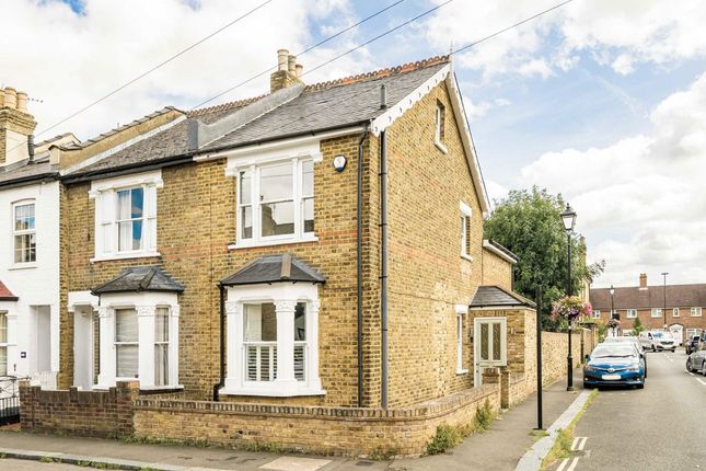 Property for sale in Byfield Road, Isleworth