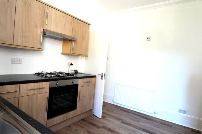 28c, Arbuthnot Road, London photo 4