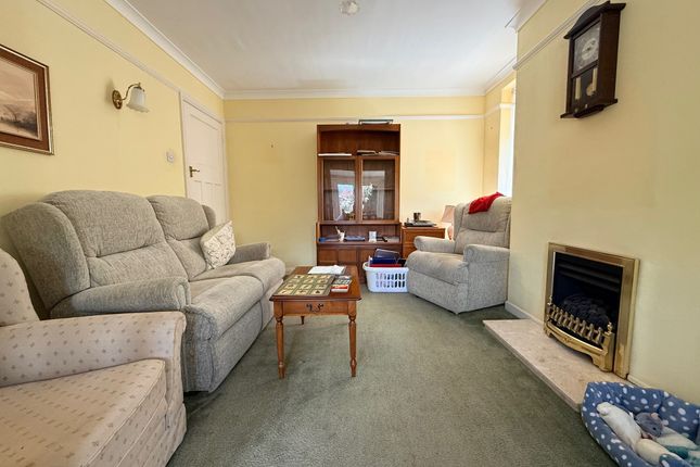 29 Home Drive, Yeovil photo 4