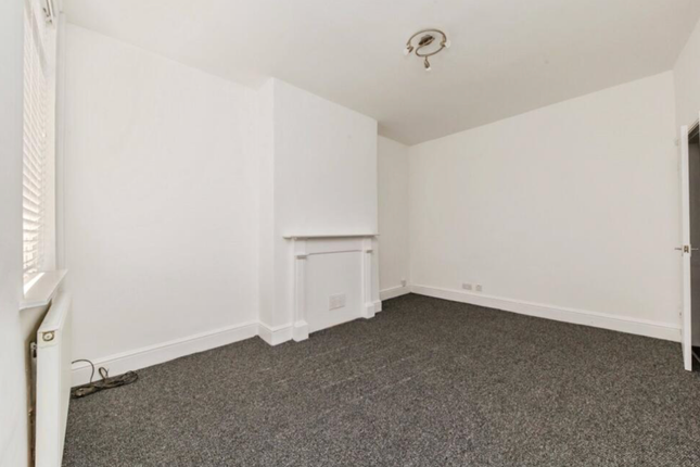 42, Evans Street photo 4