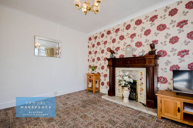 11, Burton Crescent, STOKE-ON-TRENT photo 3