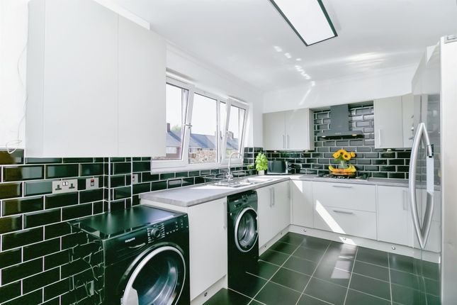 29, Partridge Road, St. Athan photo 4