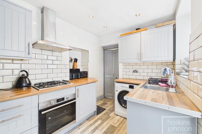 46, Bassett Street, Pontypridd photo 3