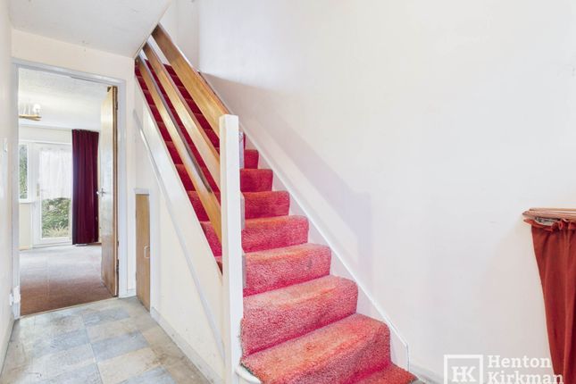 27, Montpellier Close, Billericay photo 2