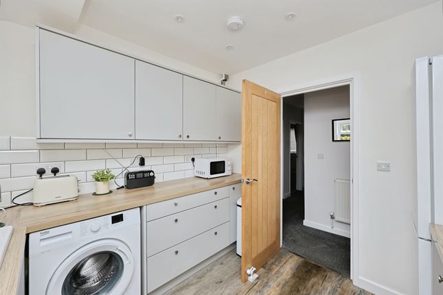 5, Moore Avenue, Norwich photo 4