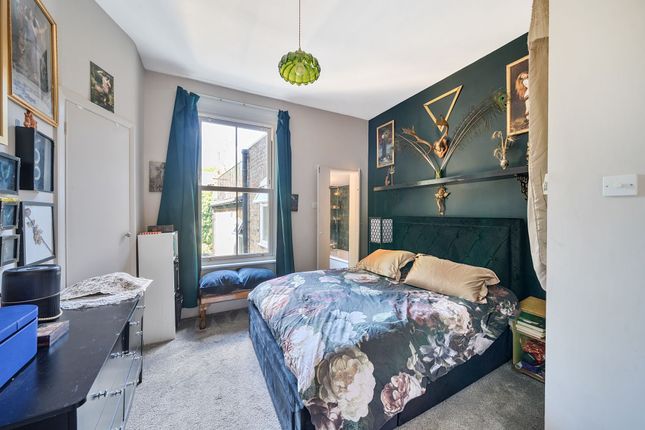 Flat 3, 55 St. John's Villas, London photo 4