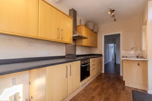 3 Albert Road, Harrogate, North Yorkshire photo 4