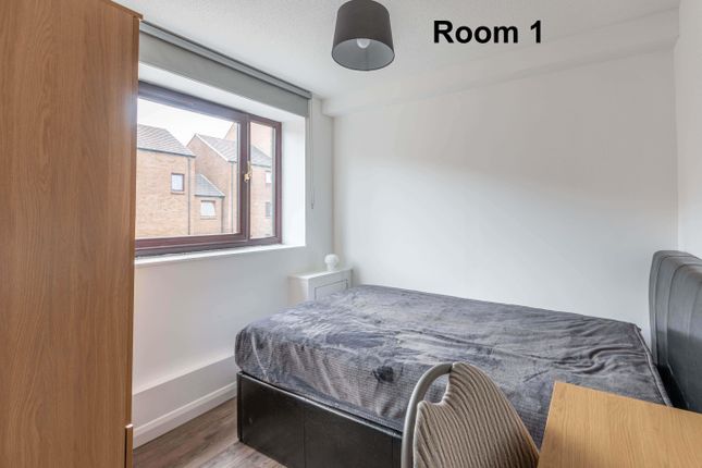 Shared accommodation to rent in New Johns Place, Edinburgh