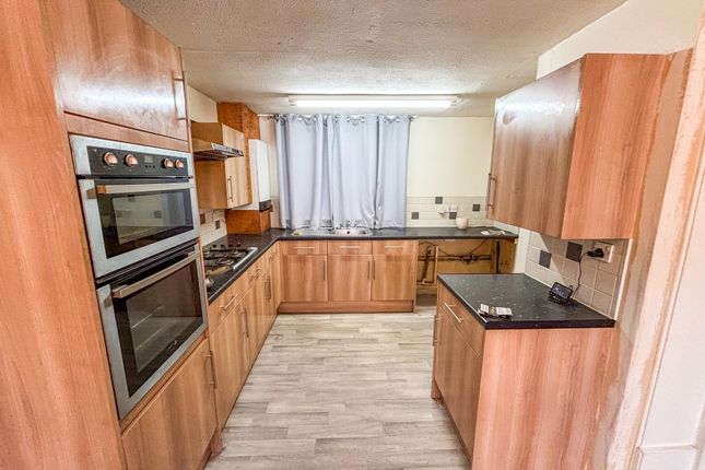 24, Markford Walk, Birmingham photo 3