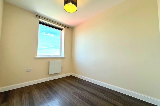 Copy 20 Mondrian Court, Artisan Place, Harrow photo 5