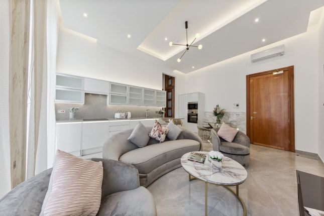 Flat 6, 91, Gloucester Place, London photo 4