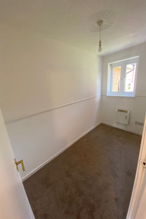 Flat for sale in Dadford View, Brierley Hill