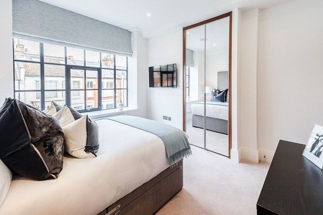 Flat 22 Palace Wharf Apartments, London photo 4