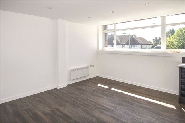 30a Kings Parade,, London Road, Camberley photo 3
