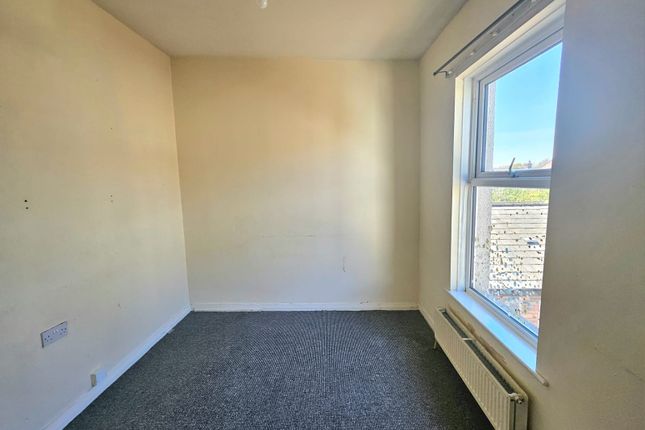 8, Thornwood Avenue, Manchester photo 5