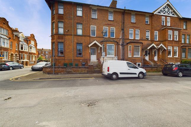 Flat for sale in St. Michaels Square, Gloucester