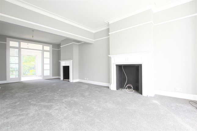 22, Erlesmere Gardens, Ealing photo 5