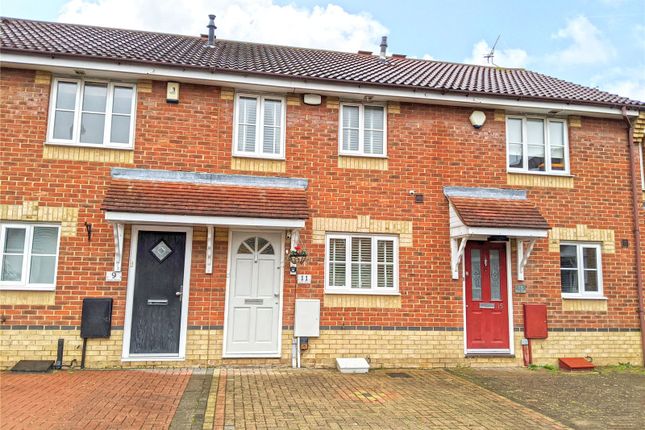 2 Bed Terraced House For Sale In Ascot Grove Basildon Essex Ss14