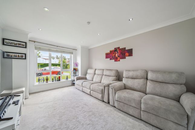 40 Cochran Avenue, Glasgow photo 2