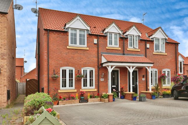 Thumbnail Semi-detached house for sale in New Forest Way, Kingswood, Hull