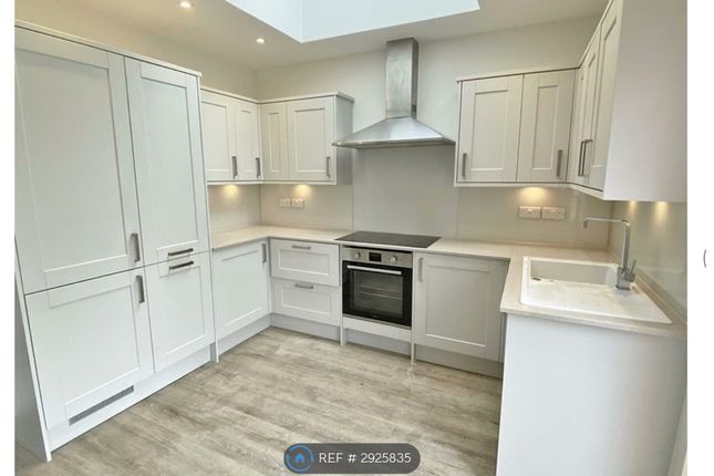 Cowper Close, Welling photo 3