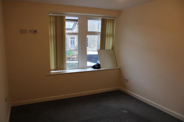 Property to rent in Manchester Road, Slaithwaite, Huddersfield