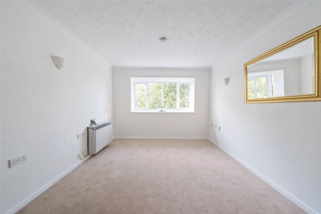 Flat 34, Brook Court, 78, Wordsworth Drive, Sutton photo 5