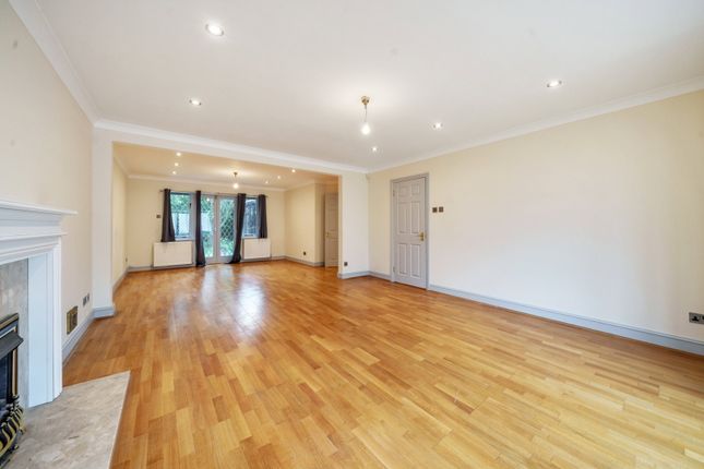 3, The Oaks, Watford photo 4
