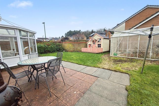14, Acle Meadows, Newton Aycliffe photo 4