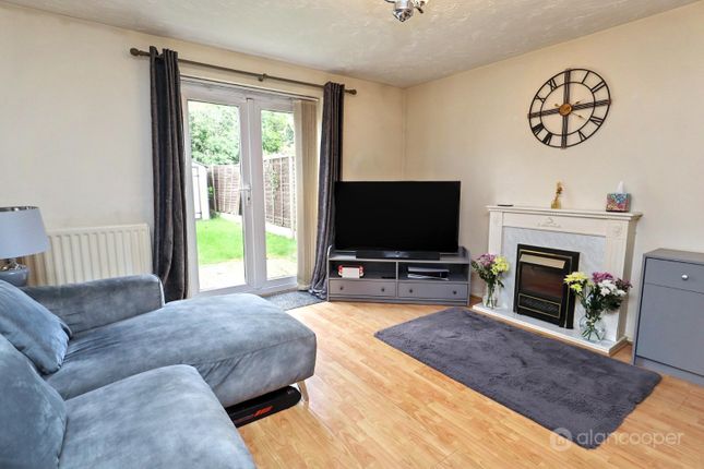 5, Melfort Close, Nuneaton photo 3