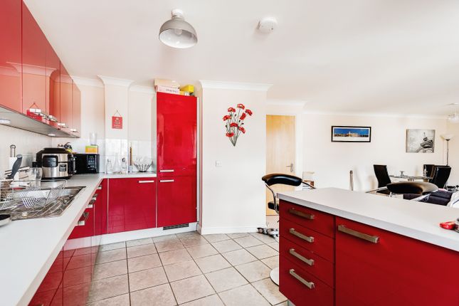 Flat for sale in Marbeck Close, Swindon, Wiltshire