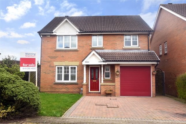 Thumbnail Detached house for sale in Hawthorne View, Gildersome, Morley, Leeds