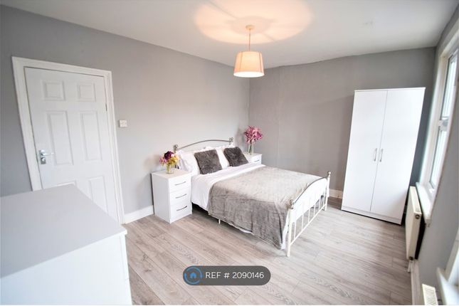 Thumbnail Terraced house to rent in Stamford Road, London