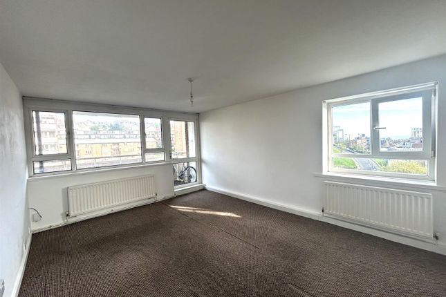 Flat to rent in Grove Hill, Brighton