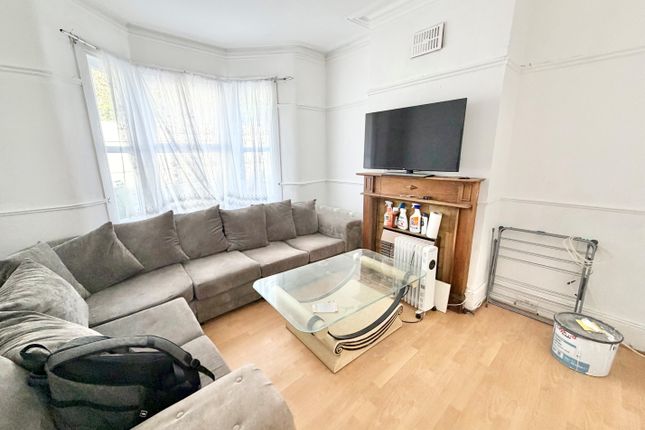 21, St. Johns Terrace, Plumstead photo 2