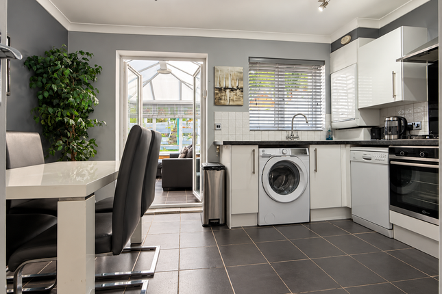 22, Macdougall Drive, Glasgow photo 4